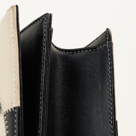 Chanel 2017 Cruise White & Black CC Patchwork Leather Shoulder Bag - Picture 6 of 14